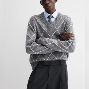 H&M Men’s GRAY Wool Blend Sweater Argyle Pattern Size Small NWT